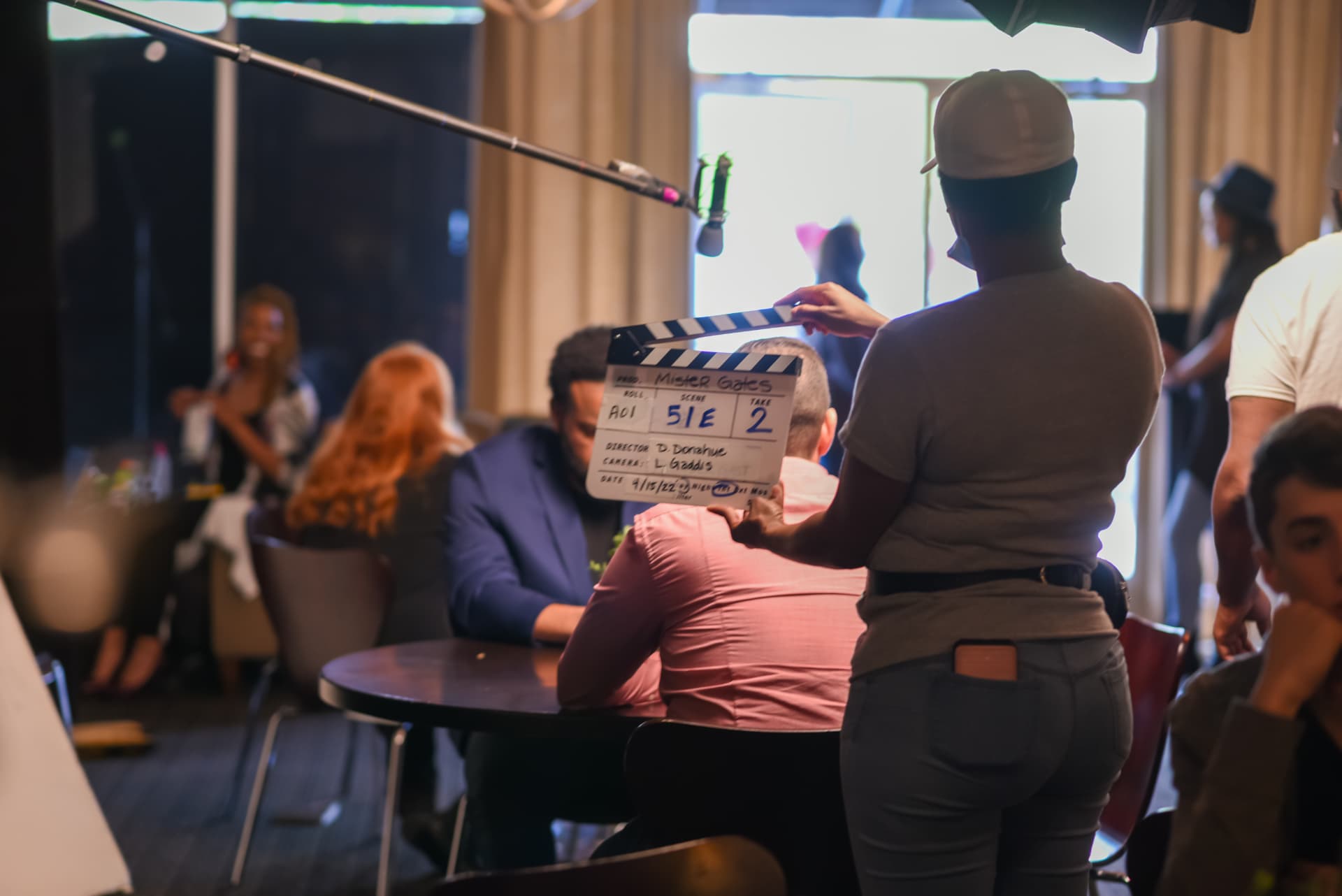 Mister Gates behind the scenes — Slate on scene 51E — Director D. Donahue, Camera L. Gaddis